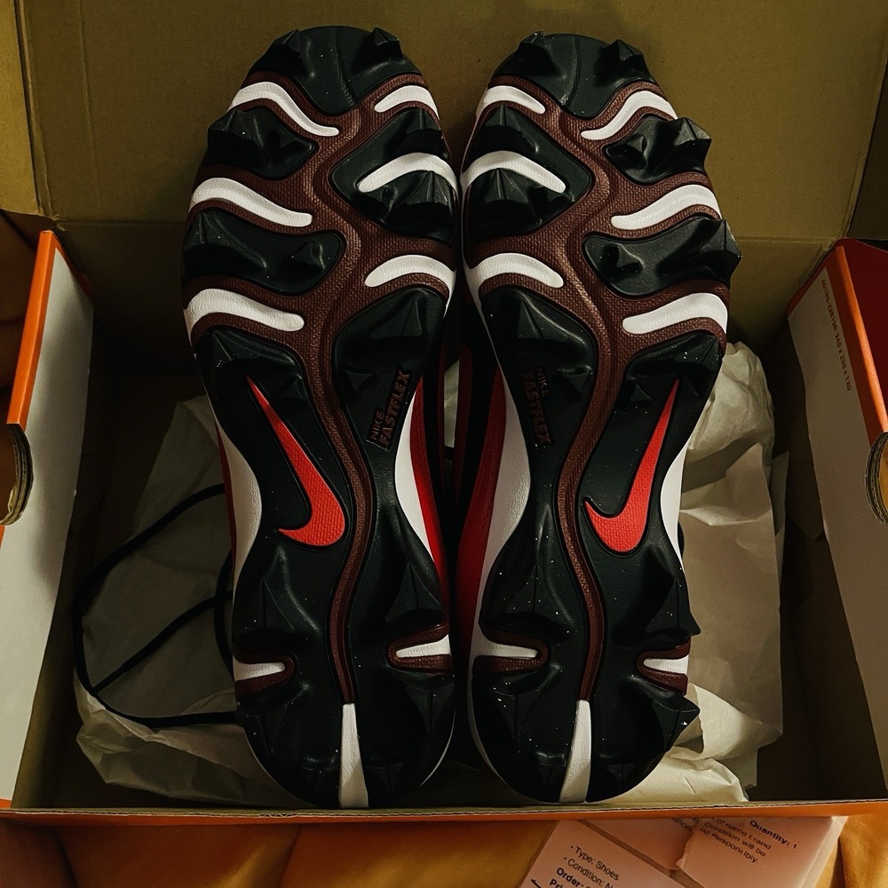 NIB Nike Alpha Menace 4 Shark NRG Red Football Cleats FQ4536-600 Men's Size 9 - Picture 3 of 10
